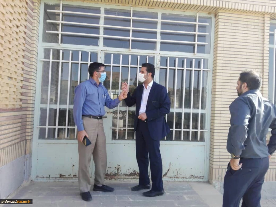 بازدید مهندس عباسی از آموزشکده فنی و حرفه ای پسران دورود و بیان مسائل و مشکلات کلیه حوزه ها در جهت مرتفع شدن آنها 10