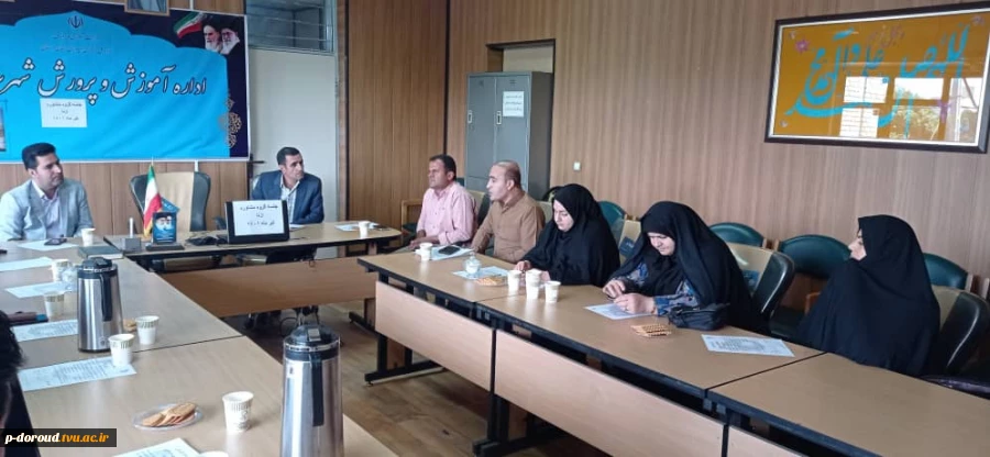 جلسه تخصصی پیرامون جذب حداکثری دانشجو با مسئولین آموزش و پرورش شهرستان ازنا 4